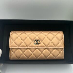 Rare Chanel 1st list (reserve)